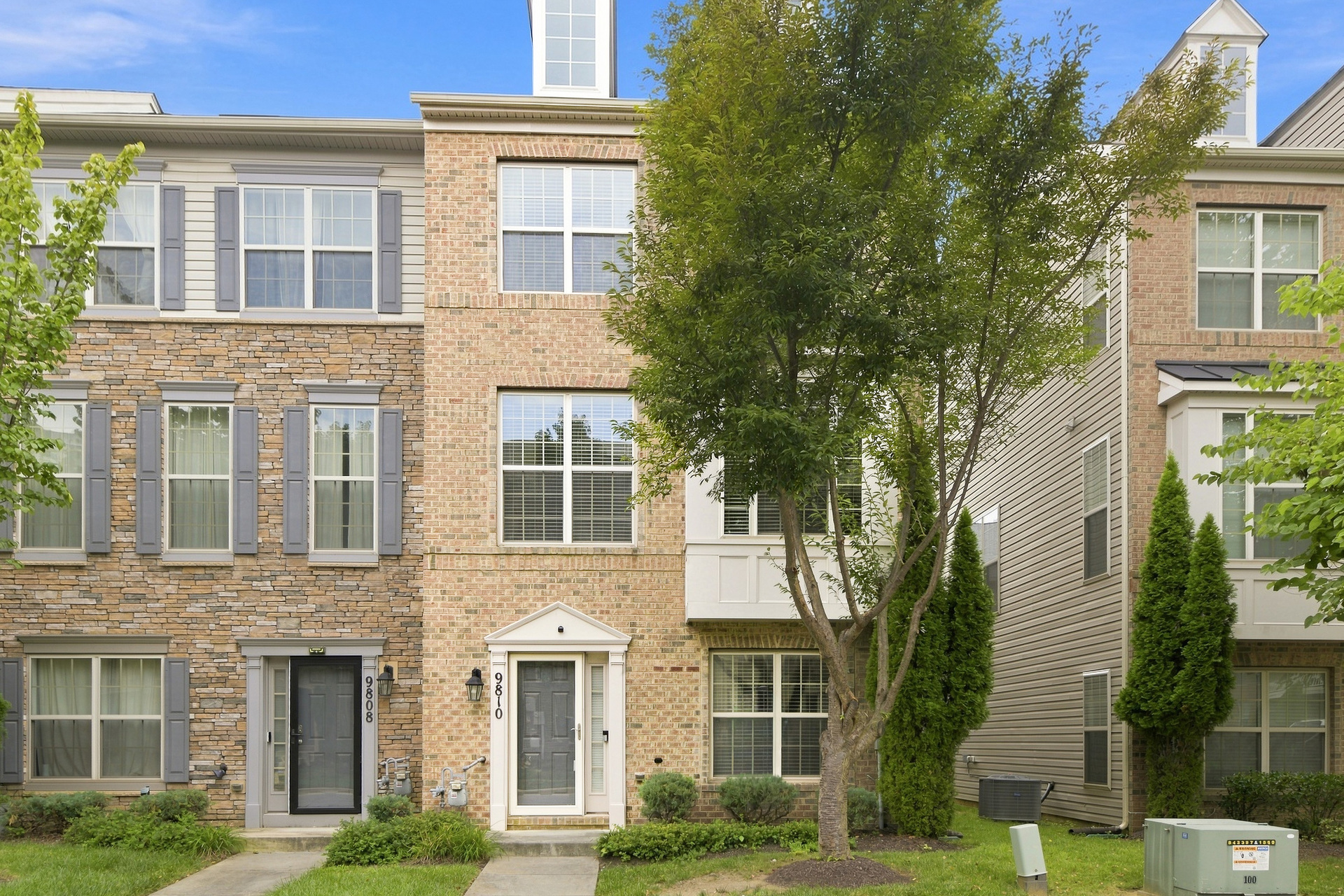 Property main image